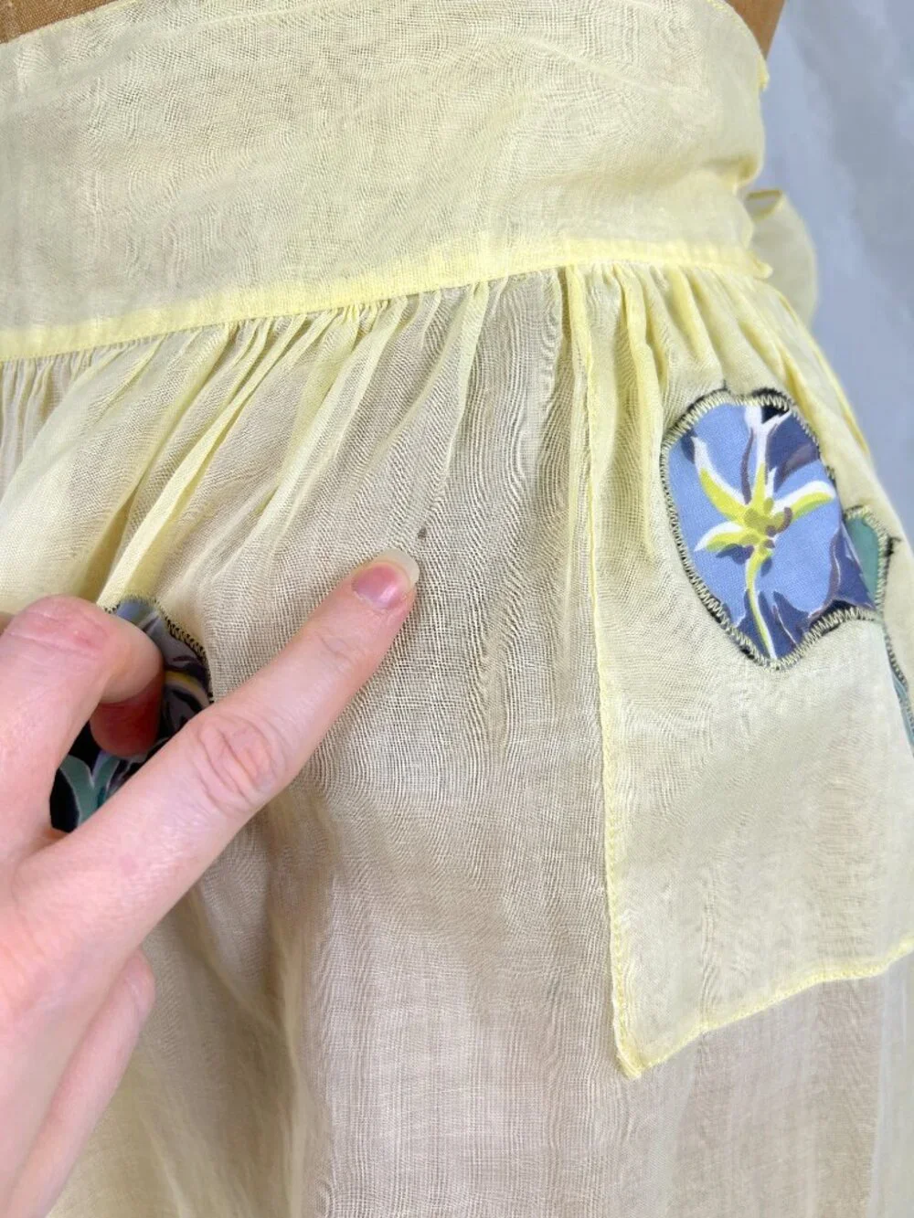 Vintage Yellow Half Apron, Sheer Cotton, Petunia Appliques, Cottagecore 50s-60s